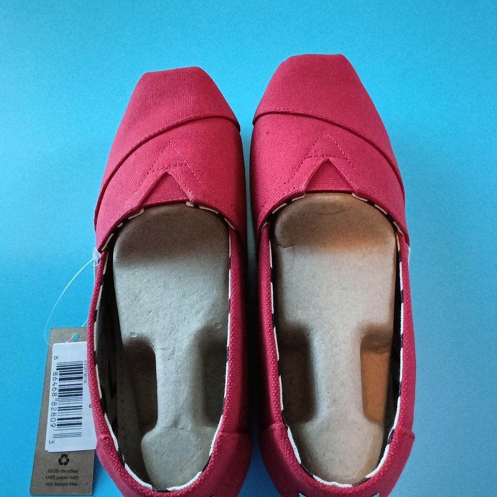 TOMS Alpargata Slip On Womens Size 6 Red Canvas Classic Flat Shoes NEW